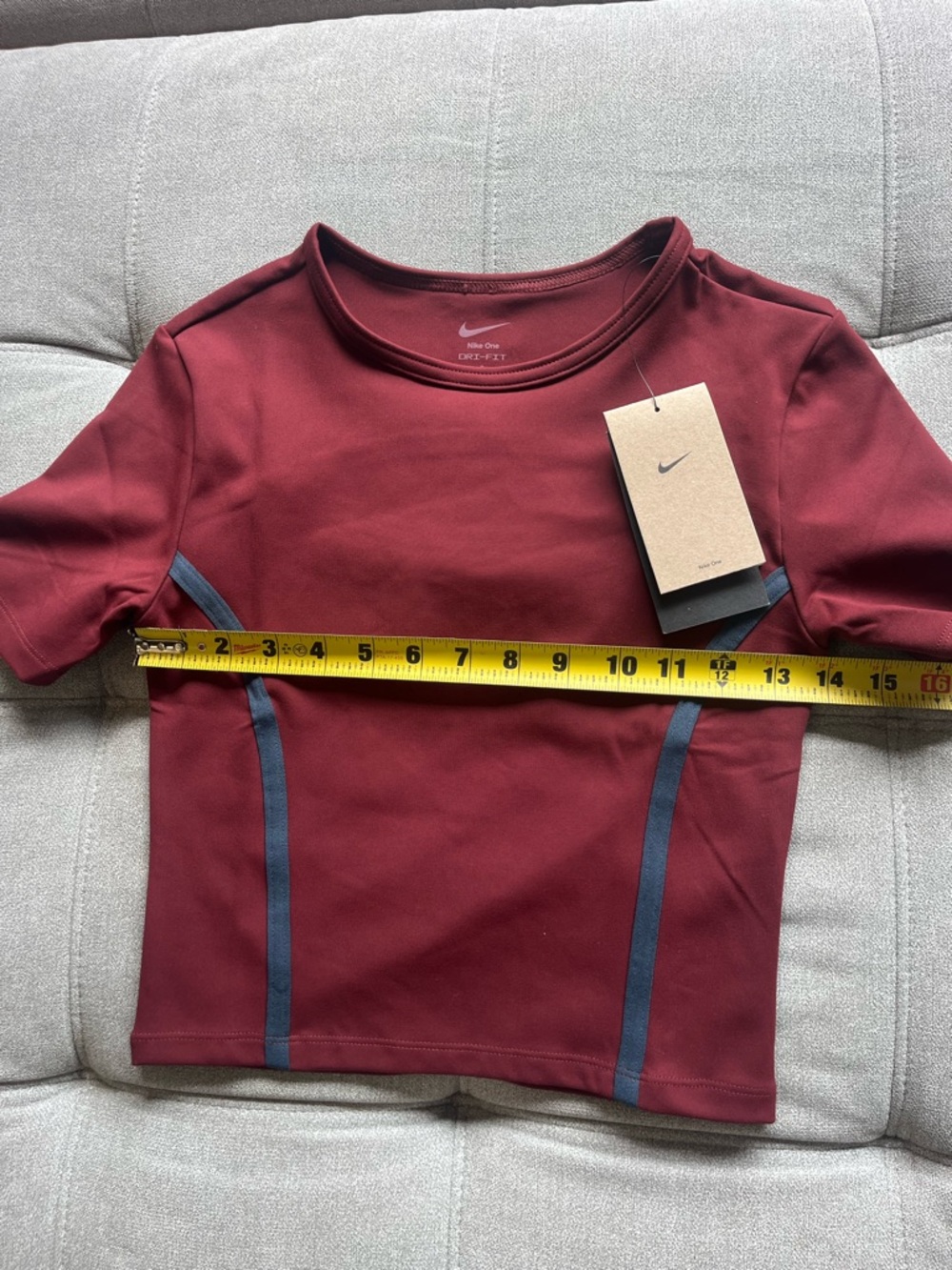 NWT Nike One Dri-FIT Tight Fitted Crop Top Dark Team Red Small - Picture 3 of 6